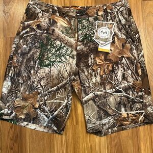 PUMA X REALTREE 101 9" Inseam Golf Shorts Size 32 Fowler $100 LIMITED EDITION